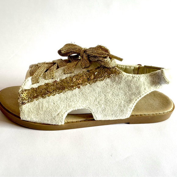 Joyfolie Tessa lace up sandals with Gold accents Size Y4 - Picture 2 of 15